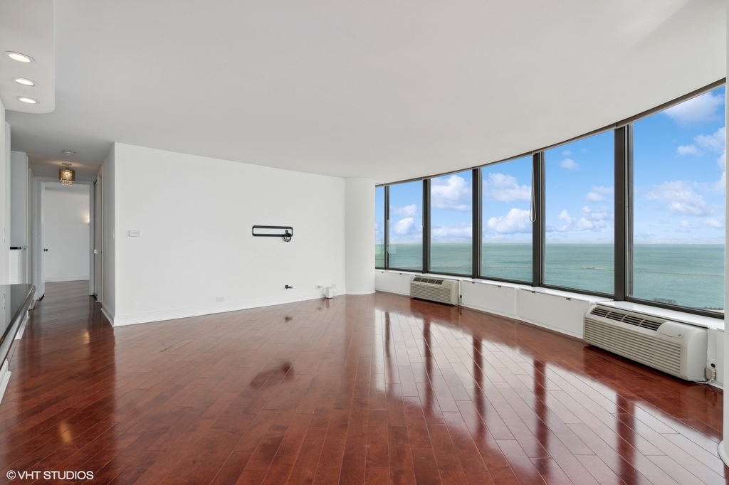 505 N Lake Shore Drive - Photo 2
