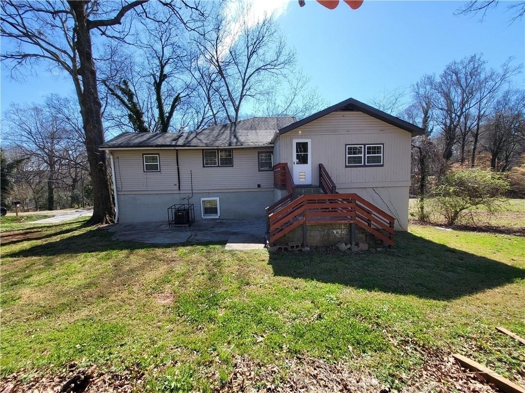 2308 Lakewood Avenue Sw - Photo 0