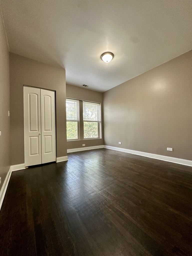 941 E Marquette Road - Photo 9