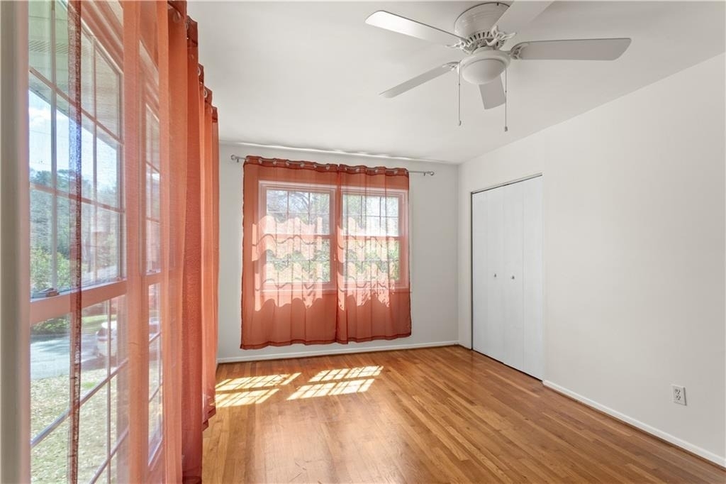 2866 Highland Drive Se - Photo 13