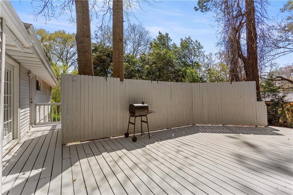 2866 Highland Drive Se - Photo 25