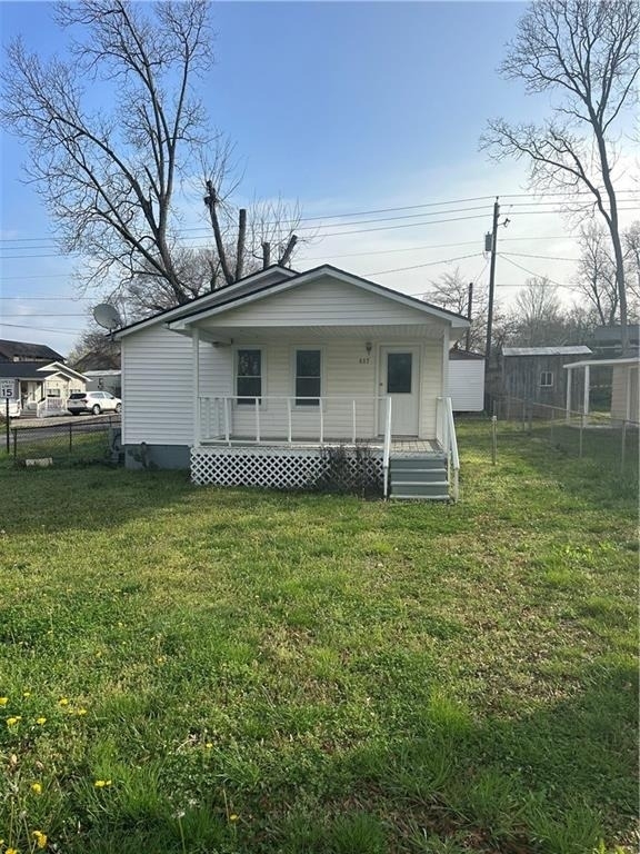 617 Cassville Road - Photo 1