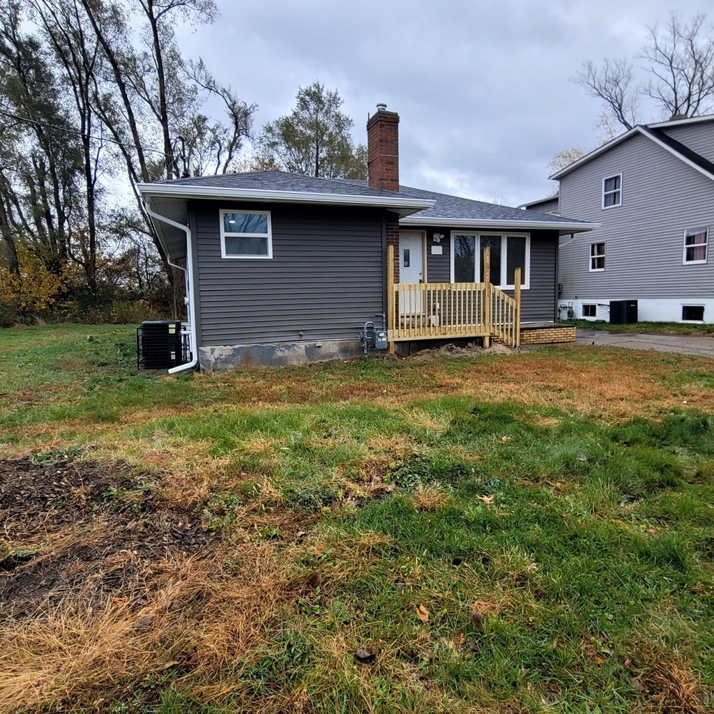 1125 Dallas Street - Photo 1