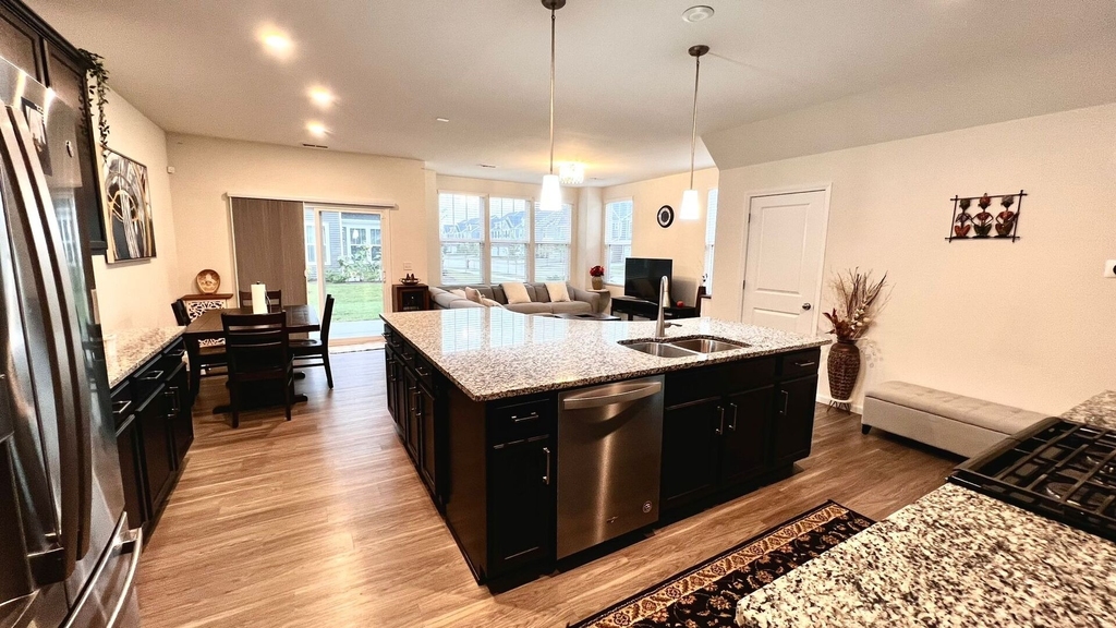 538 Watercress Drive - Photo 2