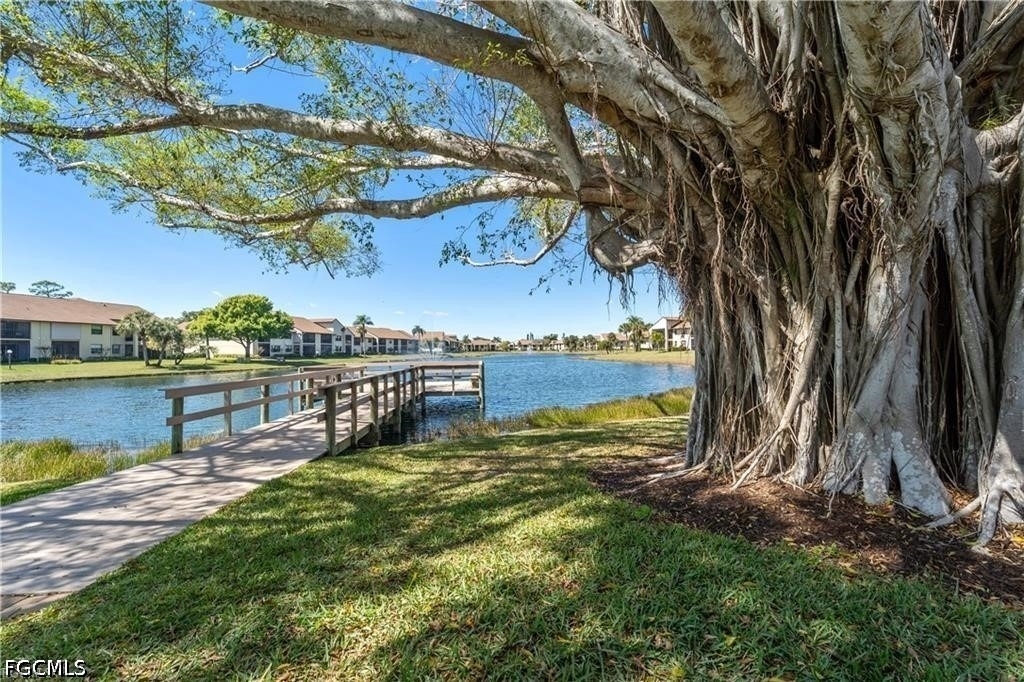 8445 Charter Club Circle - Photo 29