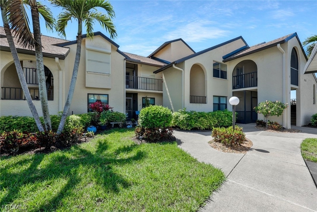 8445 Charter Club Circle - Photo 22