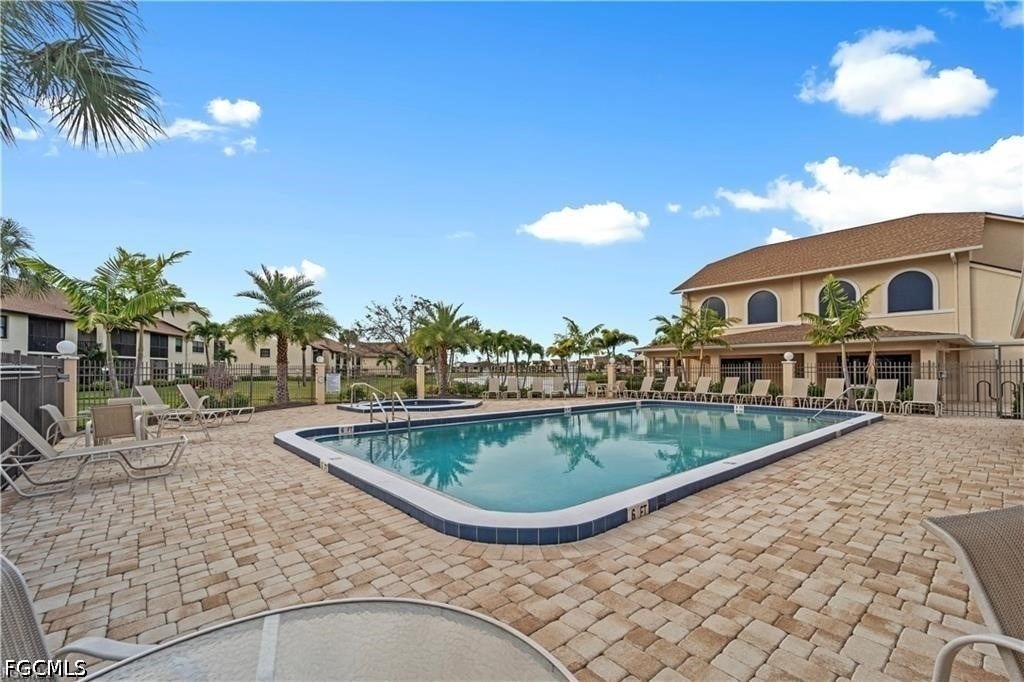 8445 Charter Club Circle - Photo 25
