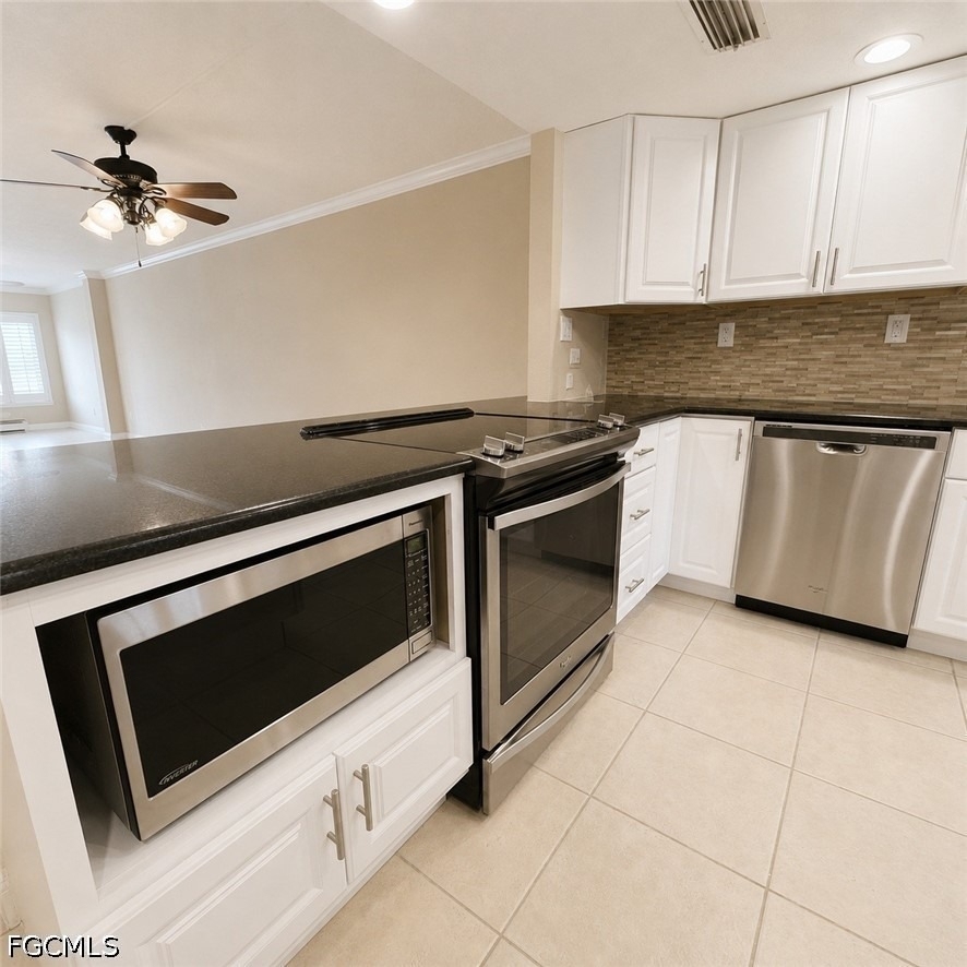 2264 Winkler Avenue - Photo 5