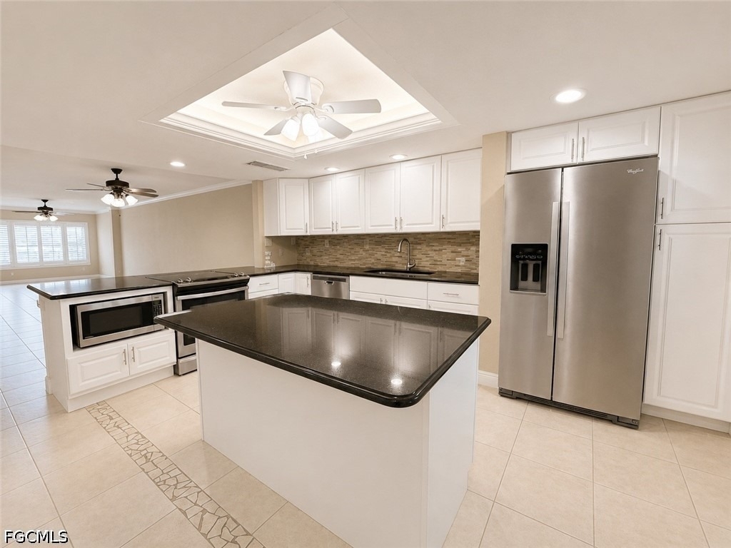 2264 Winkler Avenue - Photo 4