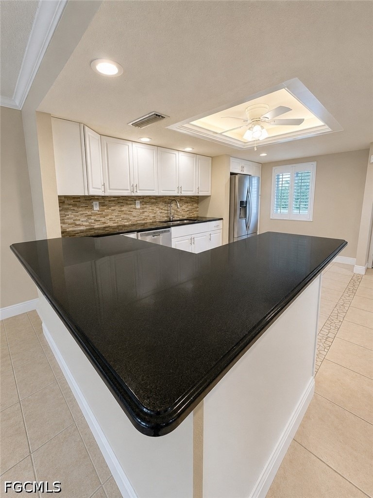 2264 Winkler Avenue - Photo 8