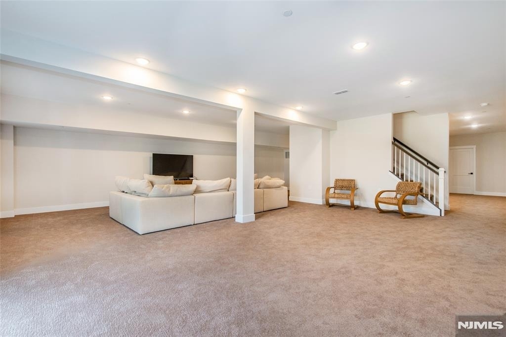 37 Hillandale - Photo 34