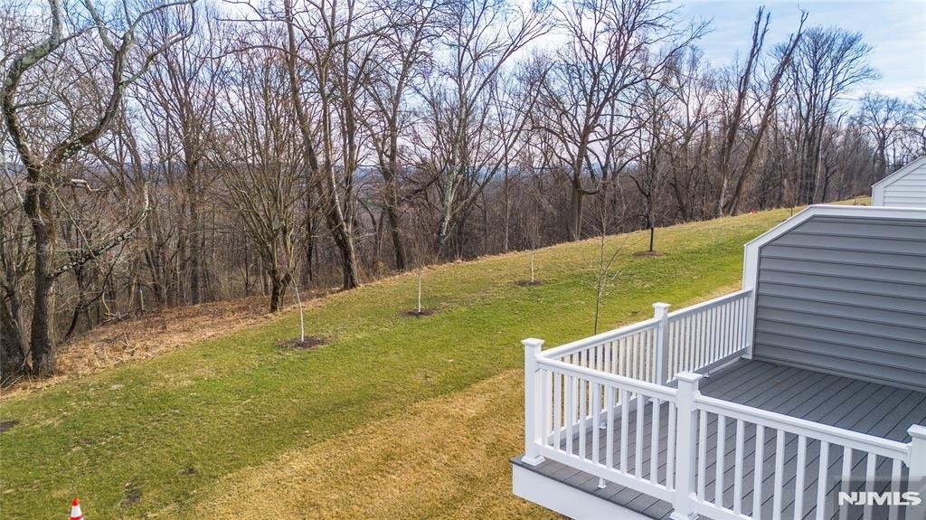 37 Hillandale - Photo 6
