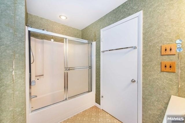 21 E Shore - Photo 18