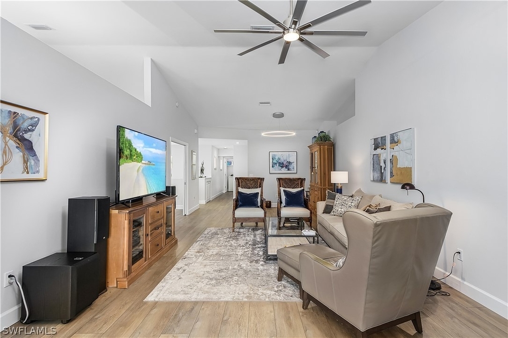 20271 Calice Court - Photo 3