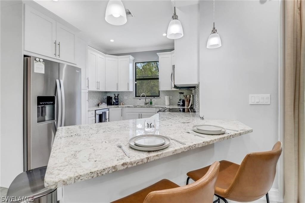 332 14th Street Se - Photo 8