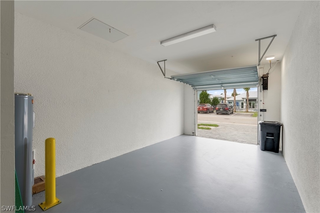 26390 Coco Cay Circle - Photo 18