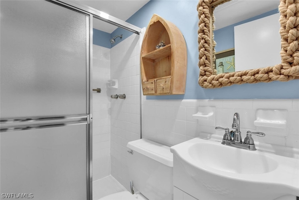 1295 Gulf Shore Boulevard S - Photo 10