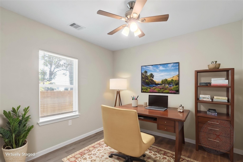 8402 Bassett Street - Photo 15
