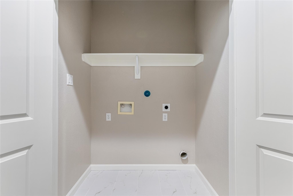 1321 E 35th Street - Photo 20