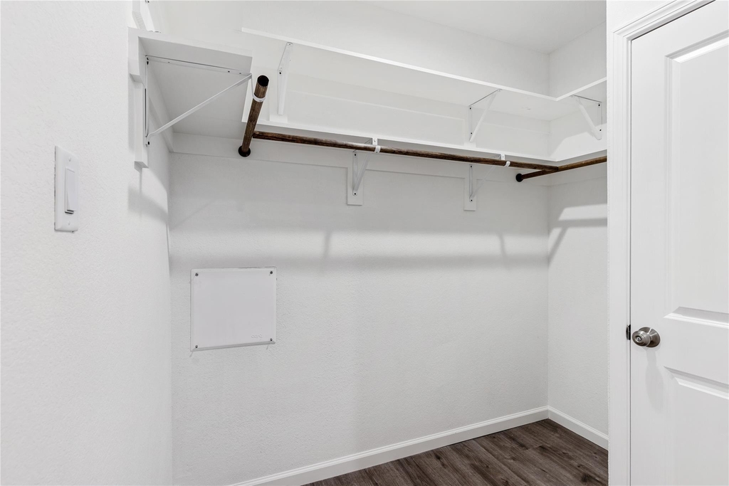 1321 E 35th Street - Photo 19