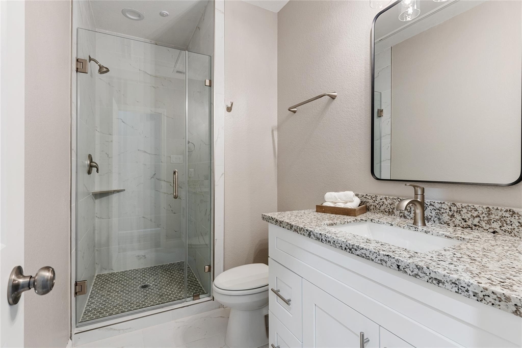 1321 E 35th Street - Photo 12