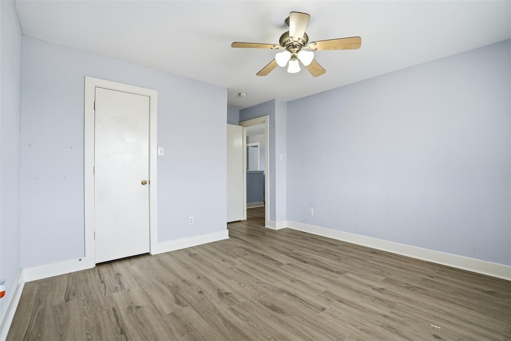 11930 Longwood Garden Way - Photo 25