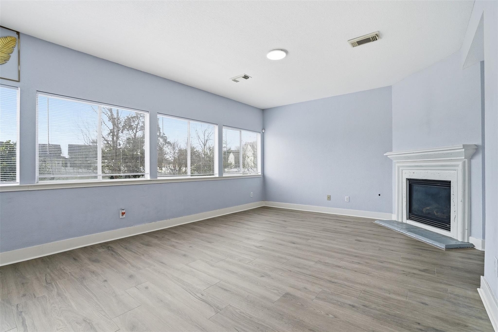 11930 Longwood Garden Way - Photo 11