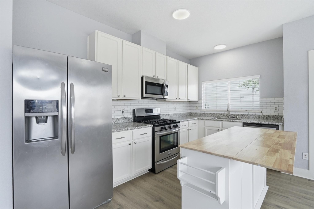 11930 Longwood Garden Way - Photo 15