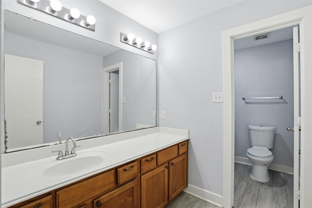 11930 Longwood Garden Way - Photo 26