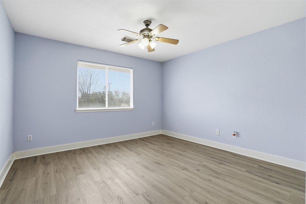 11930 Longwood Garden Way - Photo 23