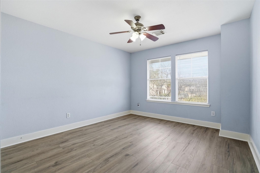 11930 Longwood Garden Way - Photo 20