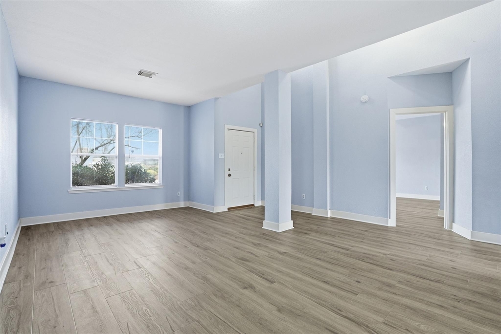 11930 Longwood Garden Way - Photo 2