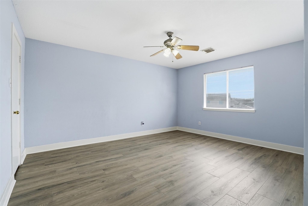11930 Longwood Garden Way - Photo 27