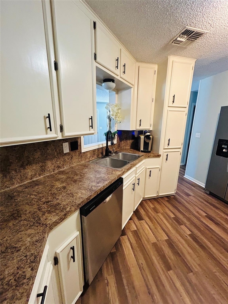 108 Creek Bend Lane - Photo 13