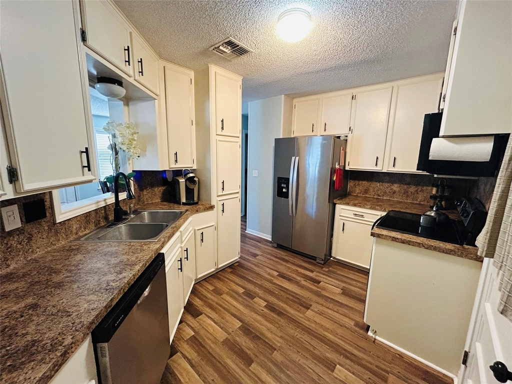 108 Creek Bend Lane - Photo 10