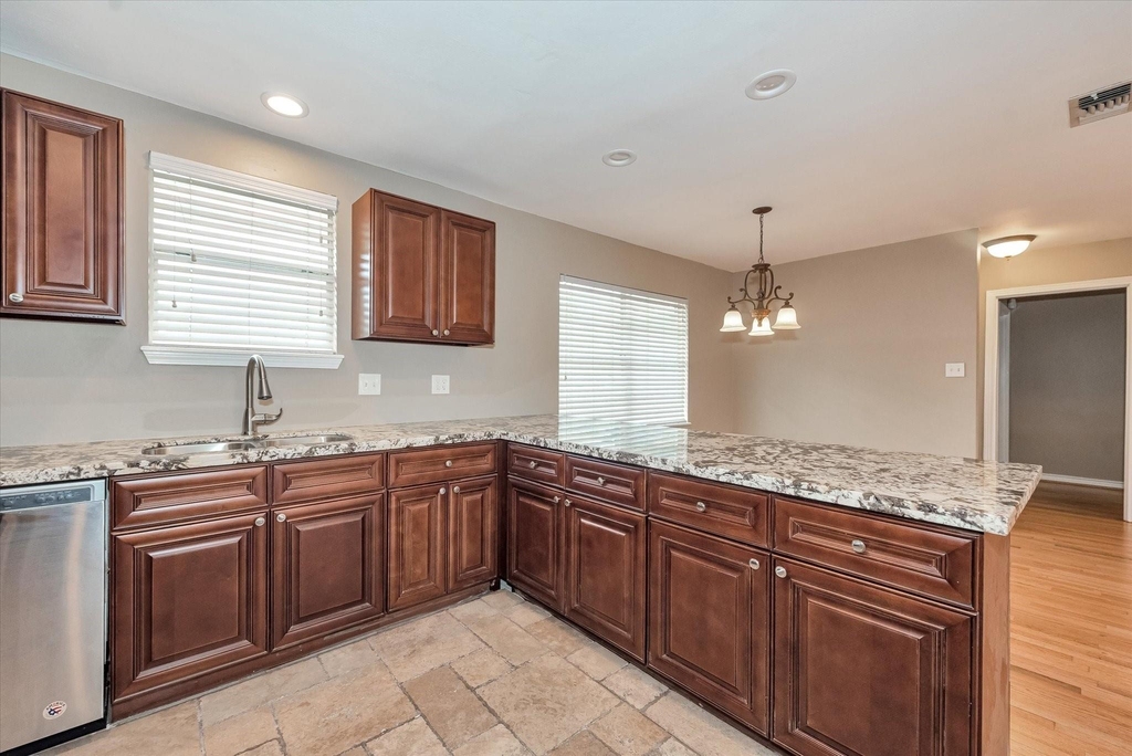 5321 Pagewood Lane - Photo 11