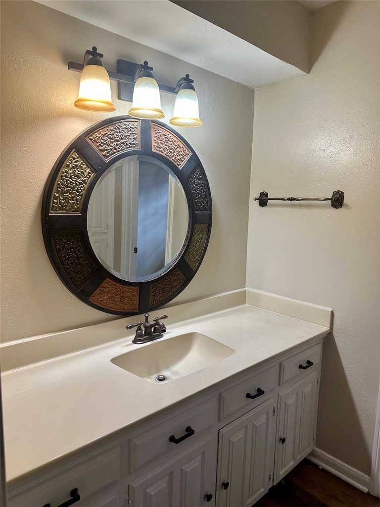 103 Wroxton - Photo 12