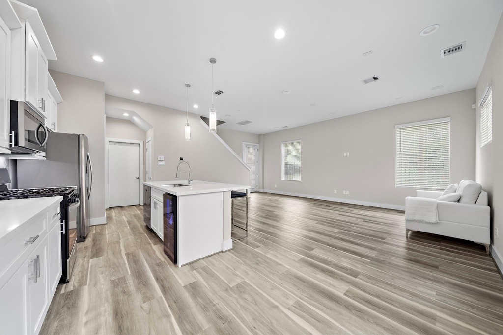 7510 Sandle Street - Photo 6