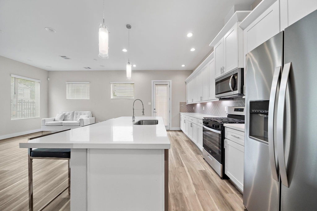 7510 Sandle Street - Photo 7