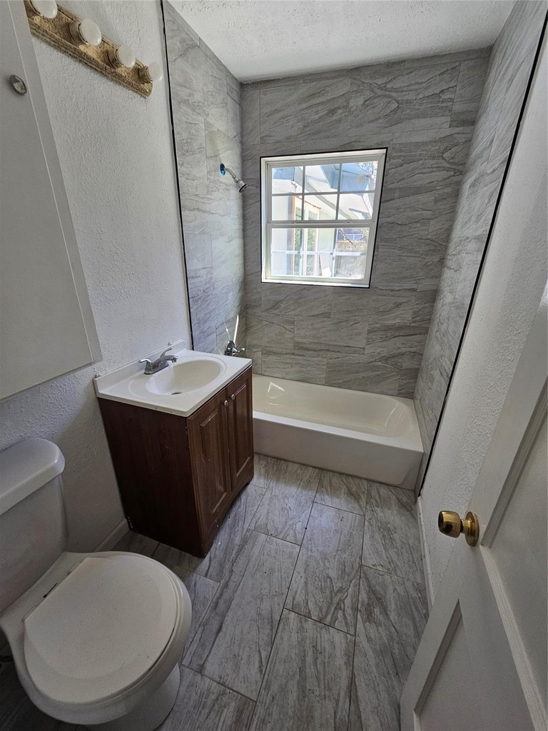 6015 Beekman Road - Photo 6
