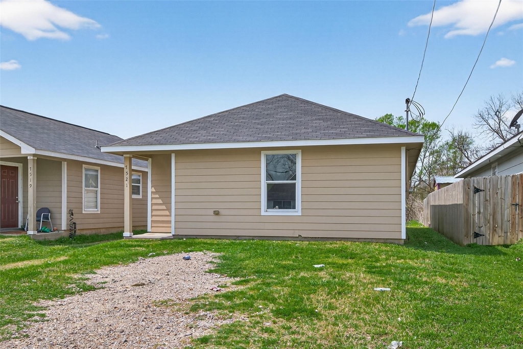 7521 Dyer Street - Photo 0