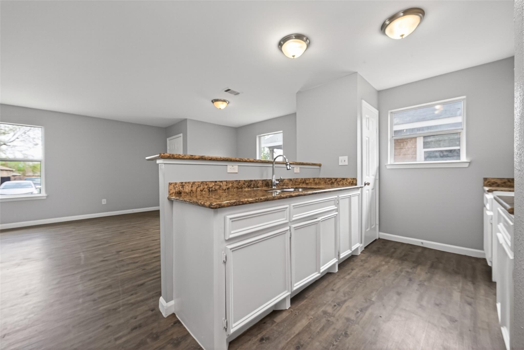 7521 Dyer Street - Photo 13