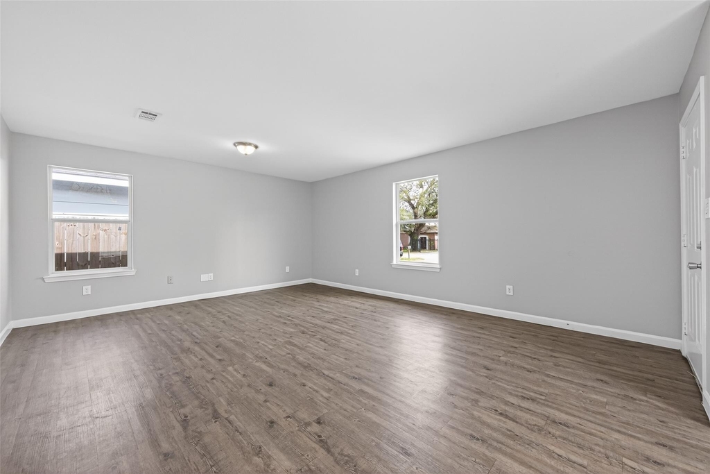 7521 Dyer Street - Photo 6