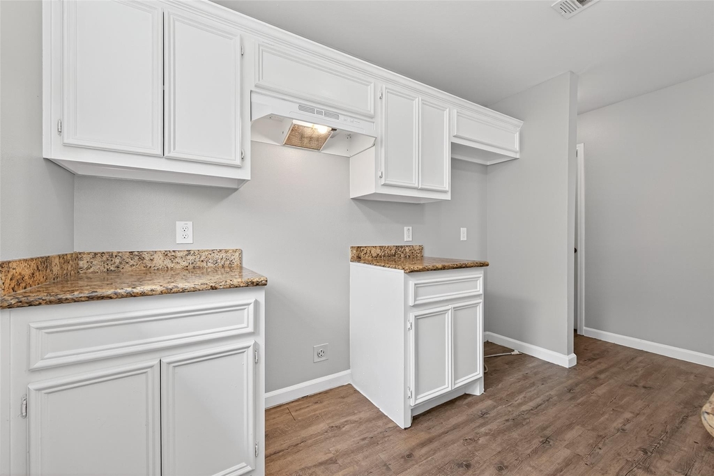 7521 Dyer Street - Photo 12