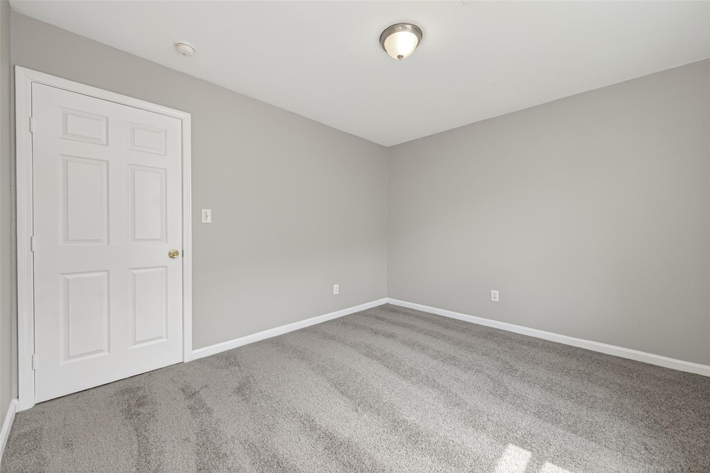 7521 Dyer Street - Photo 27
