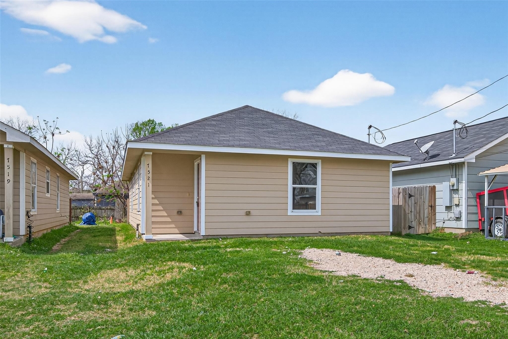 7521 Dyer Street - Photo 1