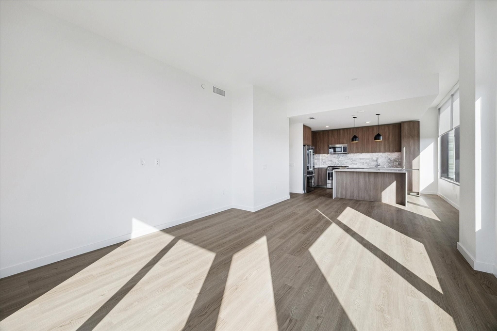 1 Riva Row - Photo 5