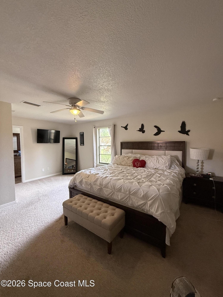 1833 Oakwood Trail - Photo 2