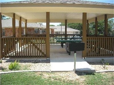 806 N Rhomberg Street - Photo 3