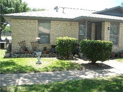 806 N Rhomberg Street - Photo 0